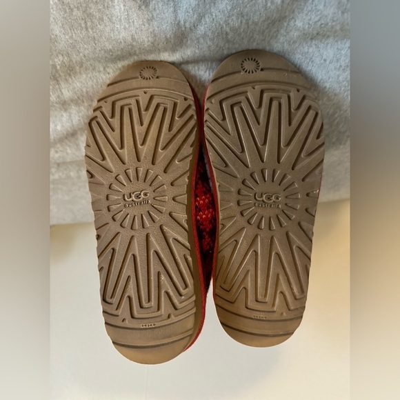 Ugg 1877 Carly Jester plaid red sweater boots size youth 3 - Picture 4 of 5